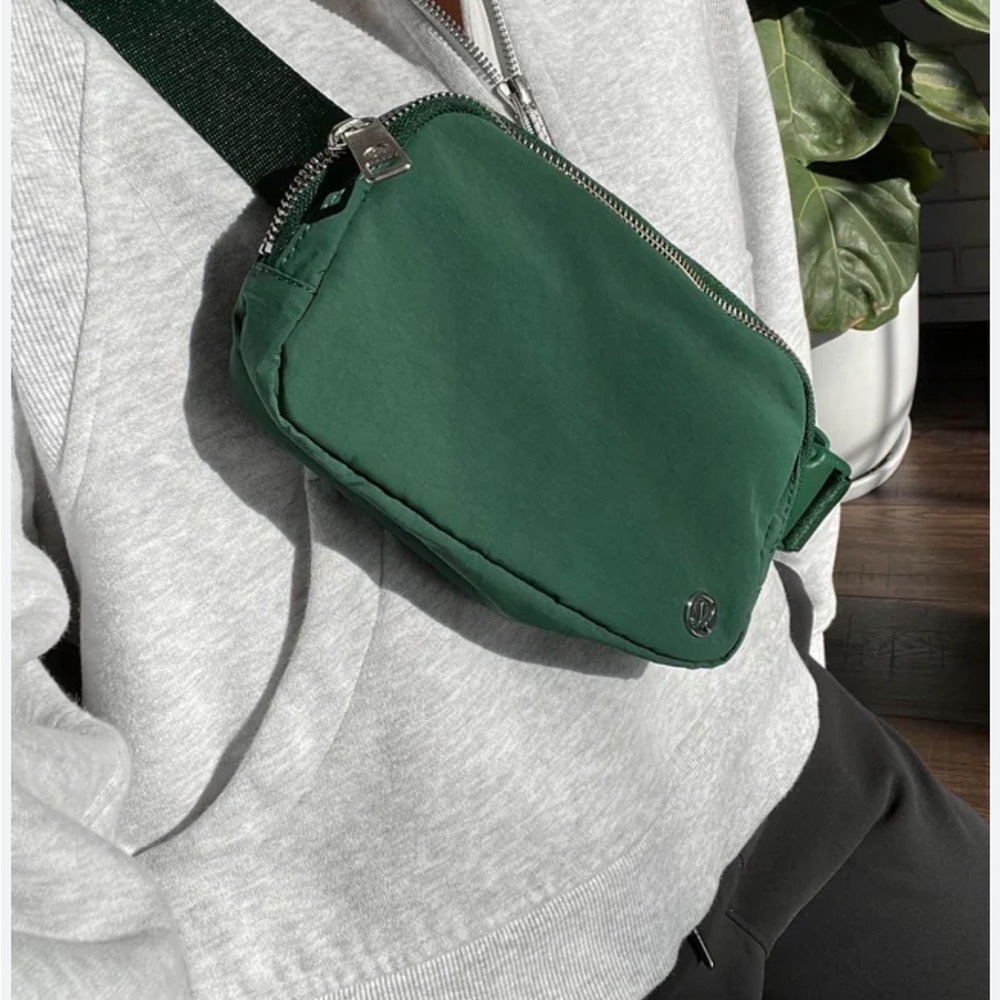 lululemon athletica Green Crossbody Bag